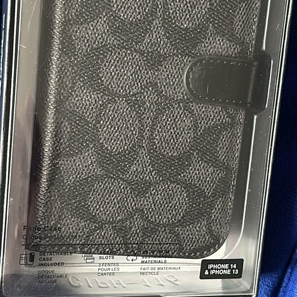 Coach iPhone IPhone 14 & 13 Folio Case in CHARCOAL Signature Canvas NEW IN BOX - Picture 2 of 2